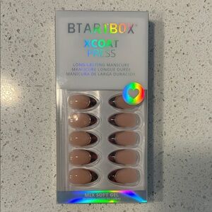 BTARTBOX XCOAT press on nails !!
